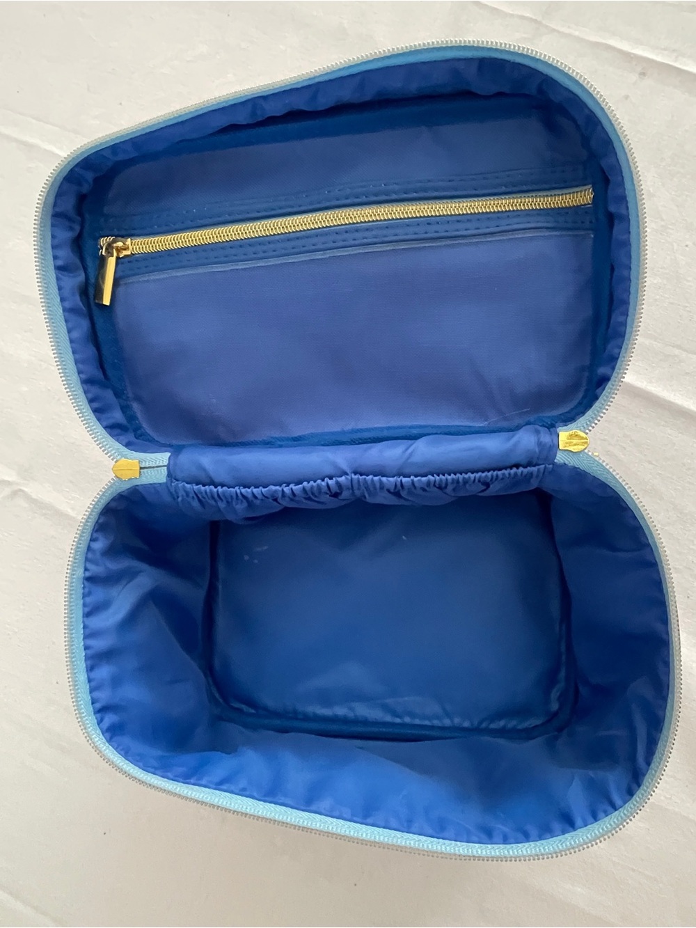Jeffree Star Blue Travel Cosmetic Case with Gold Star Accents - Picture 4 of 4